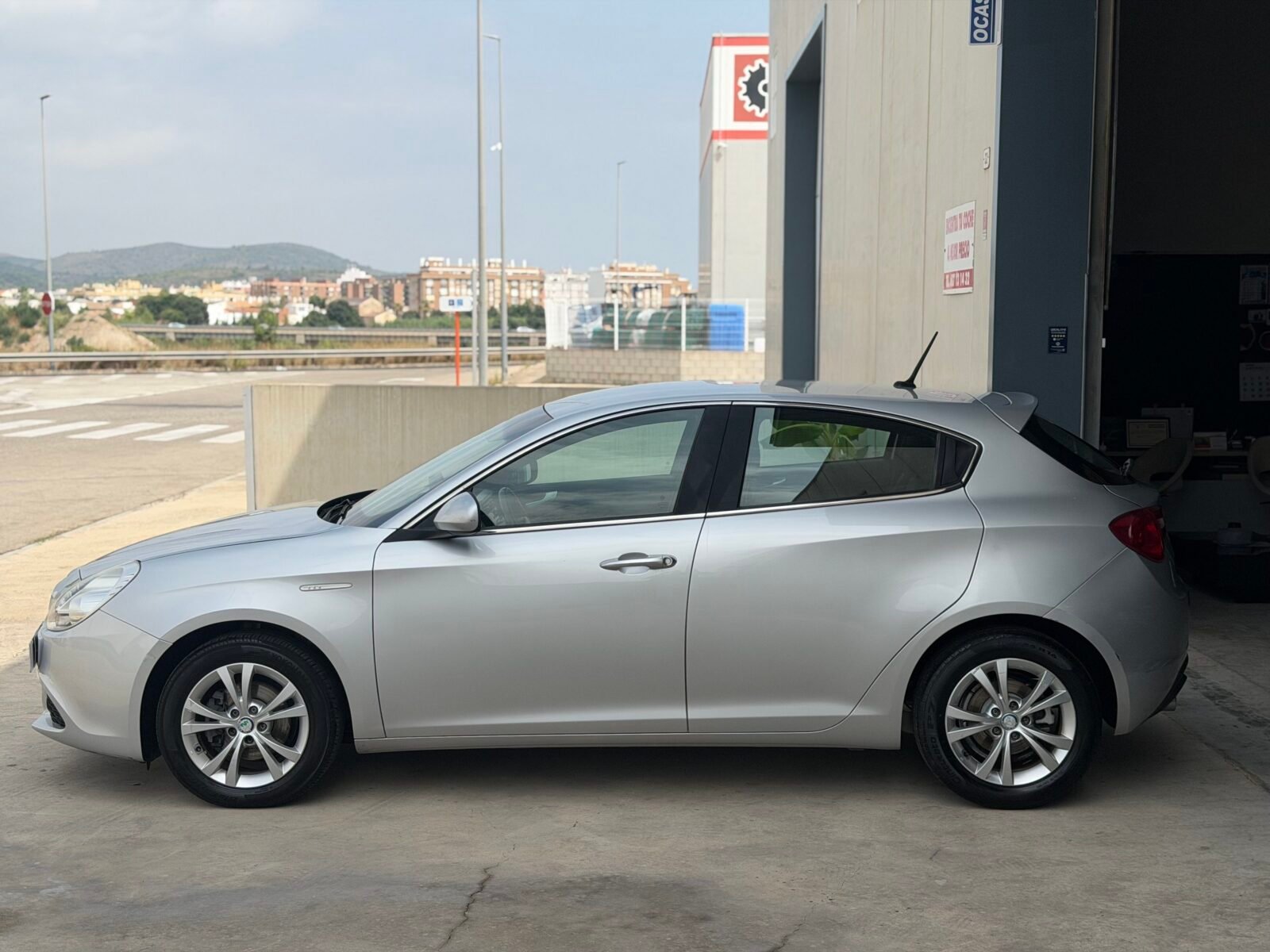 ALFA ROMEO GIULIETTA 1.6JTD PROGRESSION